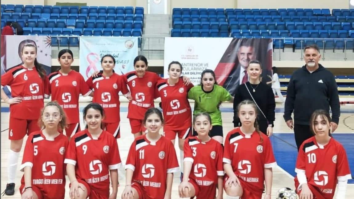 Edebali Ortaokulu 9 - Küre ortaokulu 0 Kız Futbol takımımızı tebrik ediyoruz 